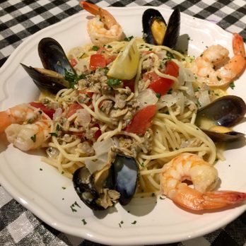 Pasquale's - Fruiti de mare - Italian Near Me - Winnipeg, Manitoba Pasquale's - Fruiti de mare - Italian Near Me - Winnipeg, Manitoba