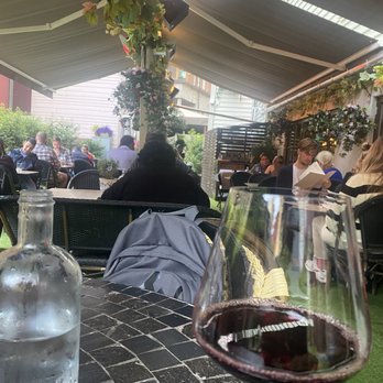 Villani - Patio Dining - Wine Bars Near Me - Bergen, 12