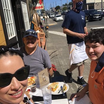 Cafe Stephanie - Sandwiches Near Me - Newport, Oregon