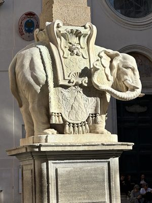 Piazza della Minerva by null