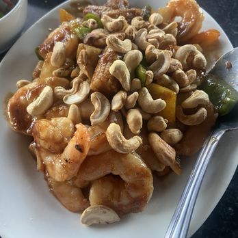 Chinaland Restaurant-Bar-Nightclub - Shrimp Cashew Nuts - Chinese Near Me - Oxnard, California Chinaland Restaurant-Bar-Nightclub - Shrimp Cashew Nuts - Chinese Near Me - Oxnard, California