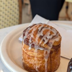 Christophe Rull Patisserie - Cinnamon roll