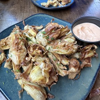 The Ojai Beverage - Crispy fried artichoke hearts  and killer burger and fries with ranch ! yummy - Beer, Wine & Spirits Near Me - Ojai, California