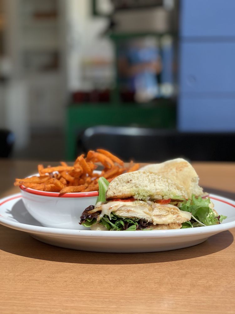 EAST HAMPTON SANDWICH CO 110 Photos & 85 Reviews Dallas, Texas