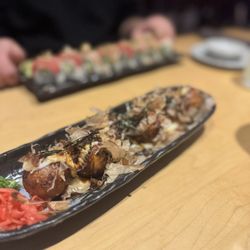 Momoyama - Takoyaki