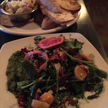 Flying Pig Pub & Kitchen - Pubs Near Me - Oceanside, California