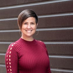 Anita Nowacka Photography - The perfect headshot I needed.