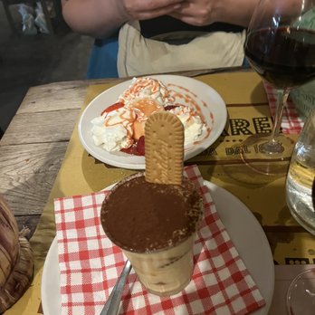 Tonnarello - Tiramisu - Desserts Near Me - Rome, RM