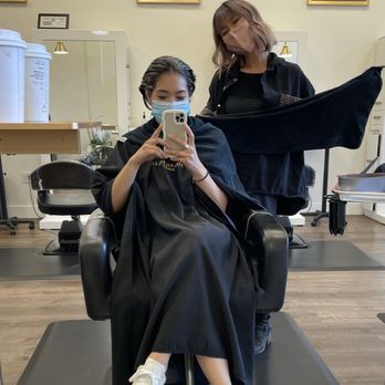 Fox and Belle Salon - Vichida working her magic - Hair Salons Near Me - Berkeley, California Fox and Belle Salon - Vichida working her magic - Hair Salons Near Me - Berkeley, California