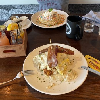 Brunch & Sip - In front: the chicken biscuit. Left: mimosa flight. In the back: Fruity Pebbles Pancakes. DELLLIISSSHHHHH - Coffee & Tea Near Me - Phoenix, Arizona Brunch & Sip - In front: the chicken biscuit. Left: mimosa flight. In the back: Fruity Pebbles Pancakes. DELLLIISSSHHHHH - Coffee & Tea Near Me - Phoenix, Arizona