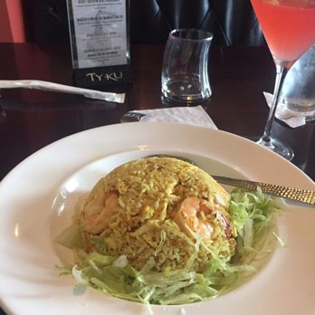 Saketumi - Pineapple fried rice with jumbo shrimp - Japanese Near Me - Rehoboth, Delaware