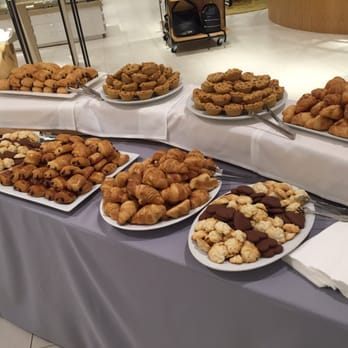 Nordstrom at the Americana at Brand - Goodies for cosmetics show - Department Stores Near Me - Glendale, California