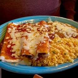El Cowboy Tex Mex Grille - Three Enchiladas (one beef, one chicken, one cheese)with beans and rice