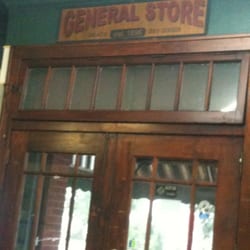 Emma Store - The inside :)