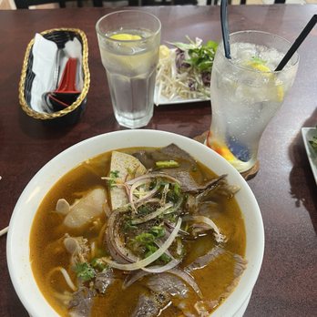 Oh My Pho - P0. BUN BO HUE, Lychee Soda - Vietnamese Near Me - Lawndale, California