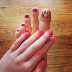 Nails Mirage - Samantha did my gel nails, and my amazingly brag worthy toes!!!