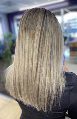 D Bella Beauty Salon