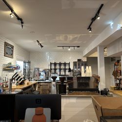 Treehouse Coffee - Inside