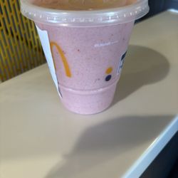 McDonald's - Strawberry Banana Smoothie