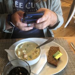 Austies - Seafood chowder with homemade Guinness bread