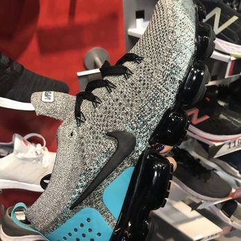Nike - Sporting Goods Near Me - Burnaby, British Columbia Nike - Sporting Goods Near Me - Burnaby, British Columbia