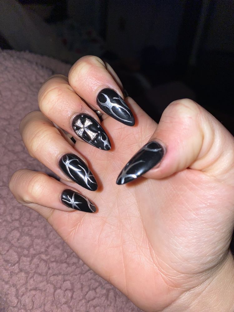 Lush Nail Bar Grant Park