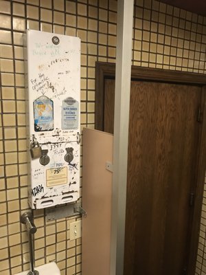 Corner Bar & Grill by null