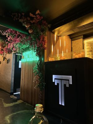 Truth Restaurant Astoria by null