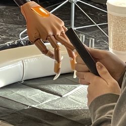E N L Nail Supply - Now offering nail classes!!