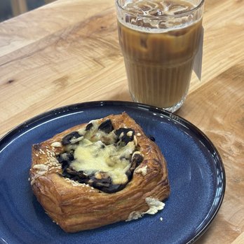 Moonwake Coffee Roasters - Coffee Roasteries Near Me - San Jose, California Moonwake Coffee Roasters - Coffee Roasteries Near Me - San Jose, California