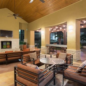SYNC at Nobu Station - Apartments Near Me - San Antonio, Texas