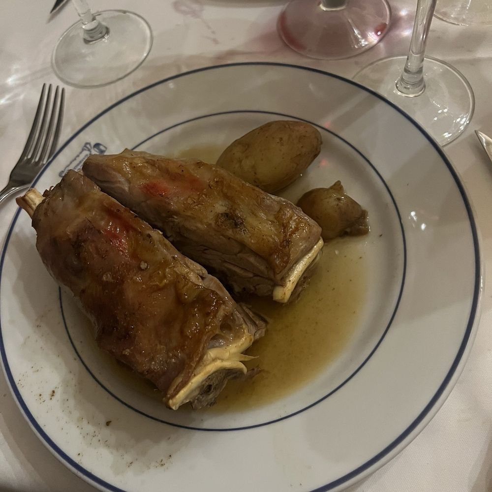 Botín - Roast baby lamb - Spanish Near Me - Madrid, M