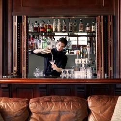 The Wooly Toad - Fully-stocked bar in The Wooly Toad