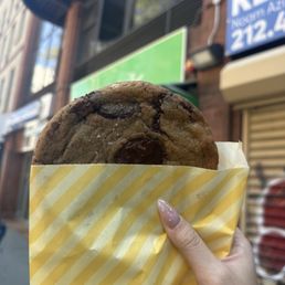 Triple Chocolate Chunk Cookie Triple Chocolate Chunk Cookie