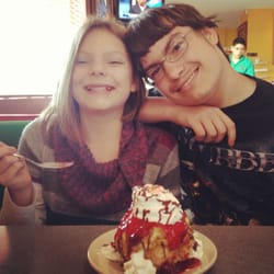 El Nopalito - Fried Ice Cream!