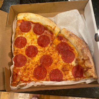 Fellini's Pizza - Pizza Near Me - Atlanta, Georgia Fellini's Pizza - Pizza Near Me - Atlanta, Georgia