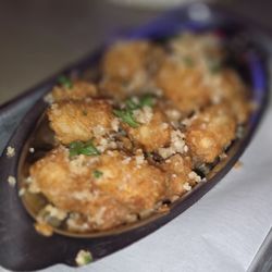 Scum & Villainy Cantina - Truffle tots