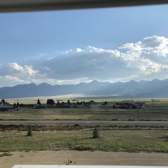 Lamp Post Lodge - Vacation Rentals Near Me - Westcliffe, Colorado Lamp Post Lodge - Vacation Rentals Near Me - Westcliffe, Colorado