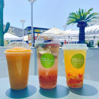 TBaar - Berries mojito /  Peach Oolong Green Tea Mango Smoothie - Bubble Tea Near Me - Buena Park, California