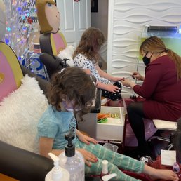 Kids pedi chairs