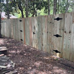 Alcovy Fence - Wood privacy double gate.