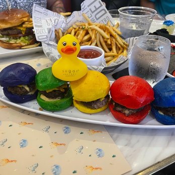 Sugar Factory Foxwoods - Rainbow Sliders - American Near Me - Mashantucket, Connecticut Sugar Factory Foxwoods - Rainbow Sliders - American Near Me - Mashantucket, Connecticut