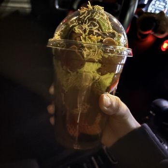ChocoLit Cafe - dubai chocolate covered strawberries - Cafes Near Me - Roseville, California ChocoLit Cafe - dubai chocolate covered strawberries - Cafes Near Me - Roseville, California
