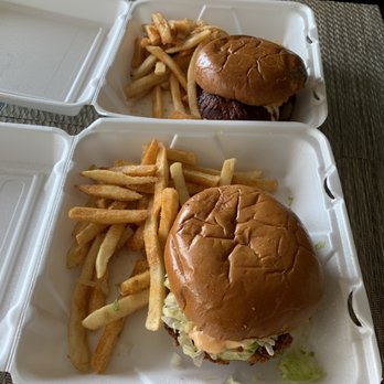 Smack's Chicken Shack - Big smack and Nashville hot - Food Trucks Near Me - San Antonio, Texas