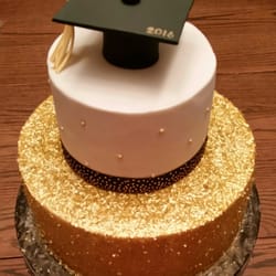 Kismet Cake Company - Graduation cakes
