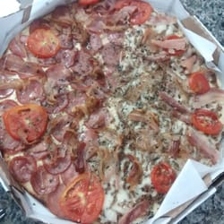 Pizza Z - Calabresa / Carne de sol.