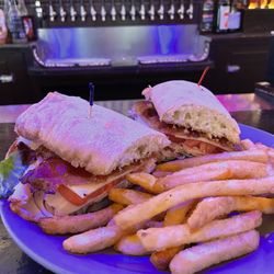 Eastland Inn - Wow good club sandwich $15, felt like Gene Hackman when they gave me a free espresso!