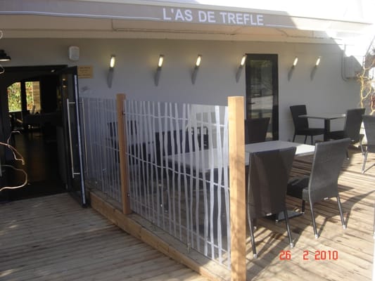 As De Trèfle -Restaurant Gastronomique et Véranda "cuisine d'été" Bernières sur mer, Caen mer. by null