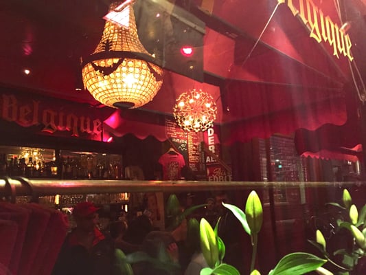 Cafe Belgique by null
