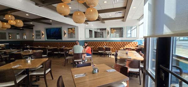 5800 North Cafe by null